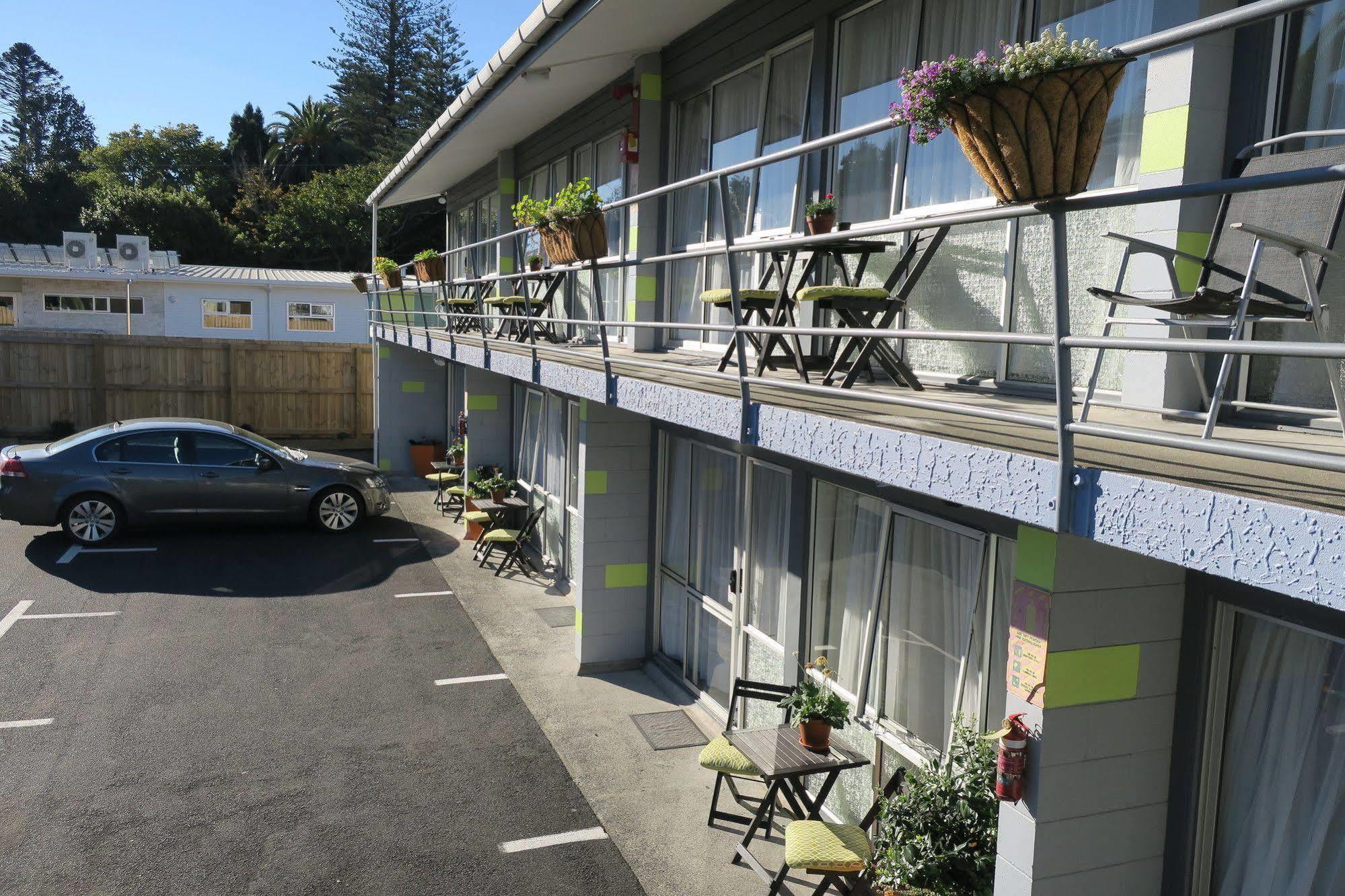 Roselands Motel Tauranga Exterior photo